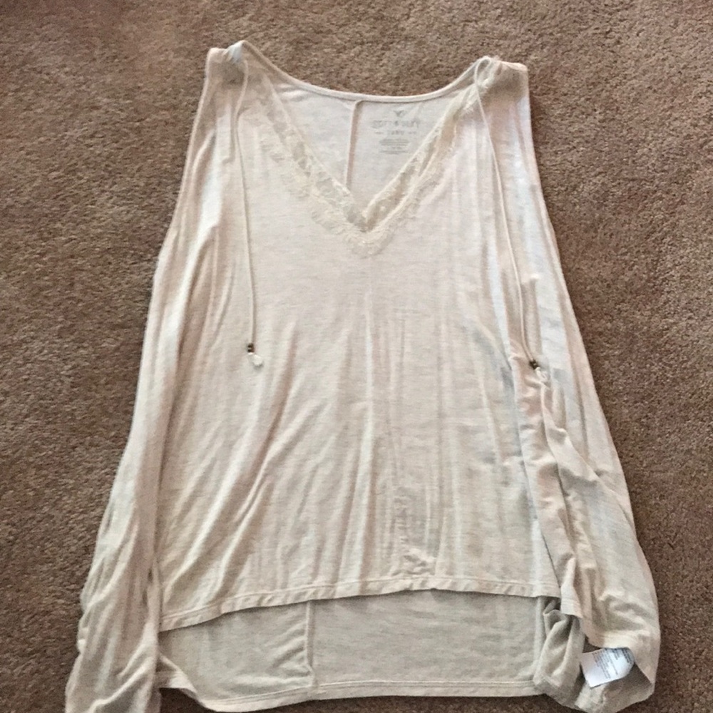 White American Eagle Shirt.